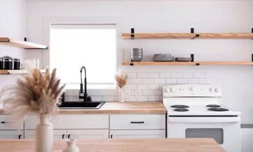 1205 Bridge St NW in Grand Rapids, MI - Foto de edificio - Building Photo