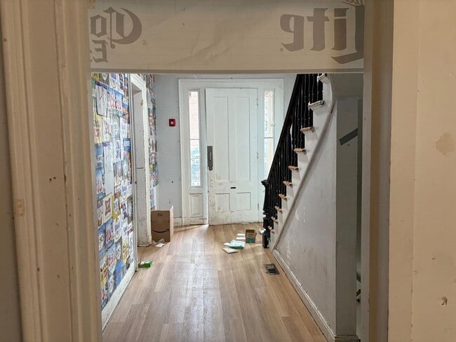 250 Crown St in New Haven, CT - Building Photo - Building Photo