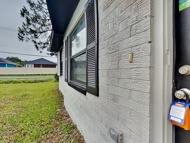 7593 Sharbeth Dr S in Jacksonville, FL - Building Photo - Building Photo