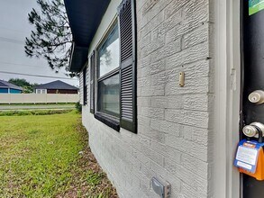 7593 Sharbeth Dr S in Jacksonville, FL - Building Photo - Building Photo