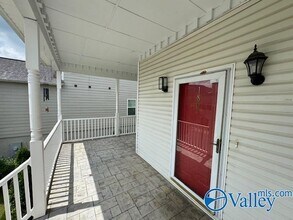 180 Hollington Dr NE in Huntsville, AL - Building Photo - Building Photo