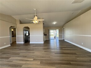 2520 SW 11th Pl in Cape Coral, FL - Building Photo - Building Photo