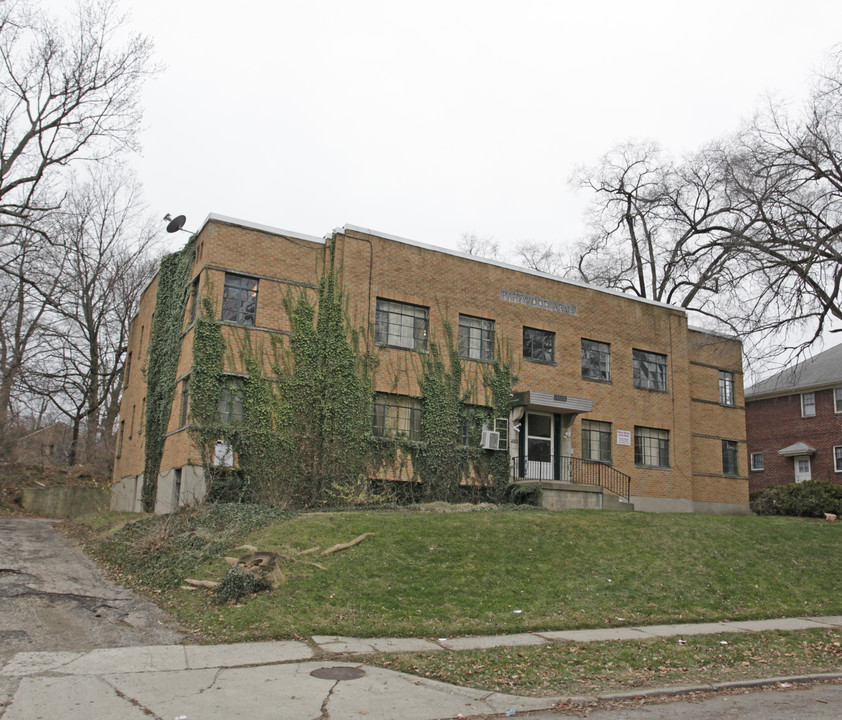 420 Parkwood Ave in Dayton, OH - Building Photo