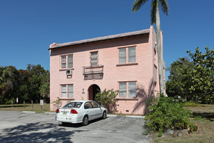 Royal Palm Apartments