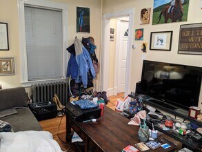 6 White Street Pl, Unit R in Cambridge, MA - Foto de edificio - Building Photo