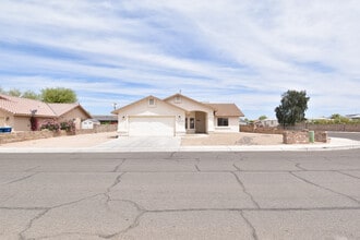 10254 E 38th St in Yuma, AZ - Building Photo - Building Photo