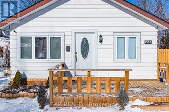 230 Pine Beach Dr in Georgina, ON - Building Photo - Building Photo