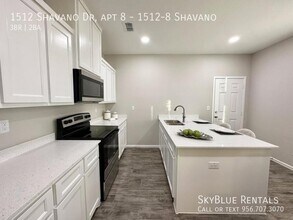1512 Shavano Dr in Edinburg, TX - Building Photo - Building Photo