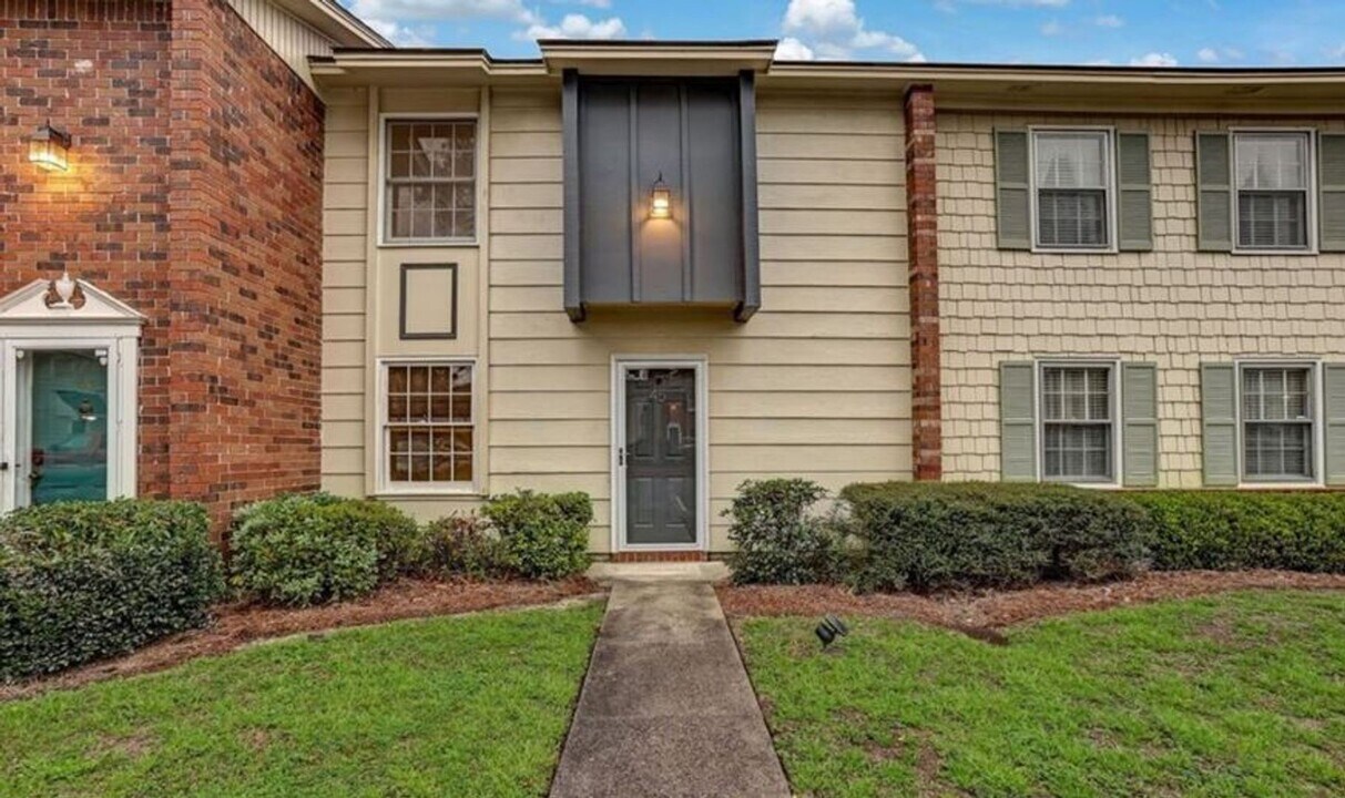 455 Mall Blvd in Savannah, GA - Building Photo