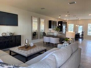 83 Spring Tide Wy in Nocatee, FL - Foto de edificio - Building Photo