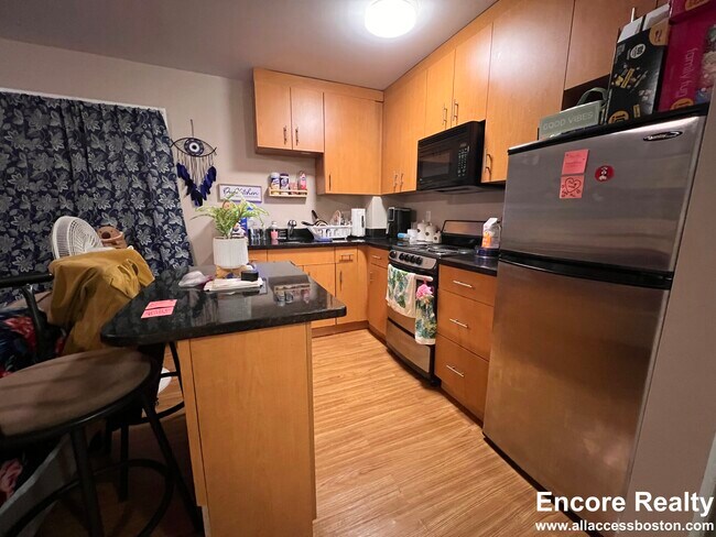 461 Park Dr, Unit #G04 in Boston, MA - Building Photo - Building Photo