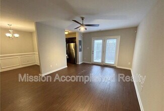 2644 Middle Br Bnd in Fayetteville, NC - Building Photo - Building Photo