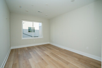 2215 N 7th St in Philadelphia, PA - Building Photo - Interior Photo