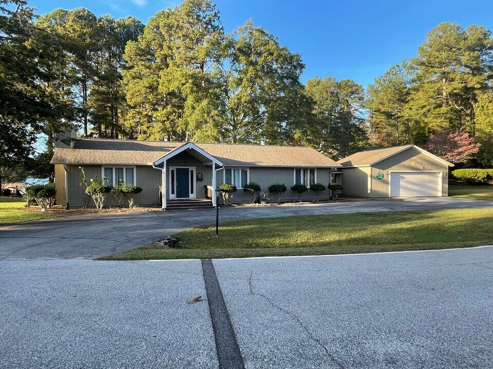 4 Safe Haven Ct in Salem, SC - Building Photo