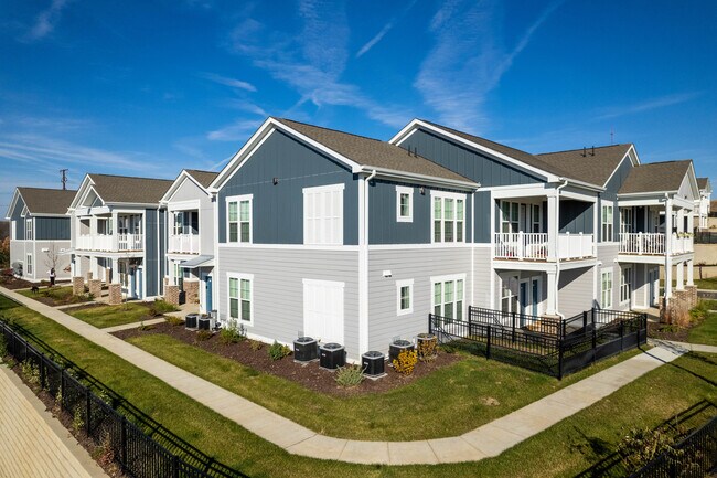 Wrenfield at Pleasant View in Madison, WI - Building Photo - Building Photo