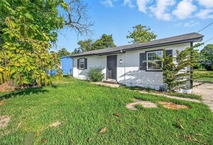 708 Union Ave in Bonham, TX - Building Photo