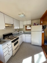 111 Gregg Lake Rd in Antrim, NH - Building Photo - Building Photo