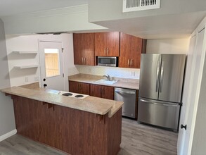 1879 Pomar Way in Walnut Creek, CA - Building Photo - Building Photo
