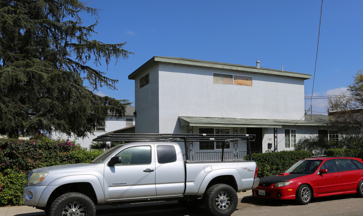183-185 Glover Ct in Chula Vista, CA - Building Photo