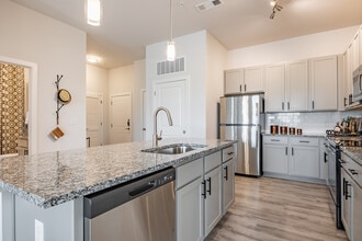 Arden at South Point in Mcdonough, GA - Building Photo - Interior Photo