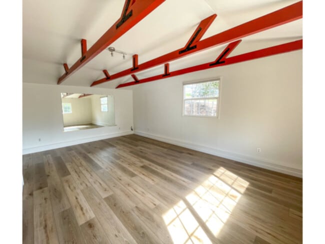 325 Ironstone Ct in San Rafael, CA - Building Photo - Building Photo