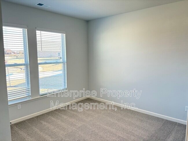 85 Burr Oak Cv in Oakland, TN - Building Photo - Building Photo