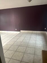 5653 Townhouse Dr in New Port Richey, FL - Foto de edificio - Building Photo