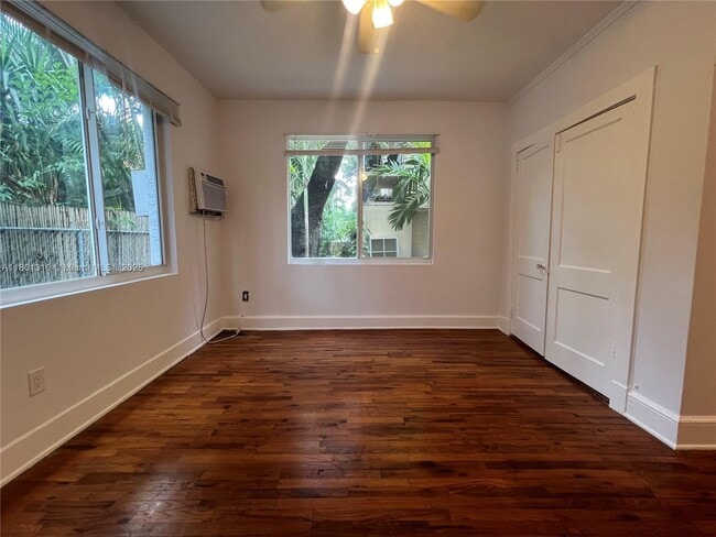 1610 Salzedo St in Coral Gables, FL - Building Photo - Building Photo