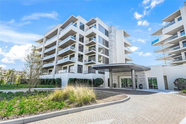 property at 1581 Gulf of Mexico Dr
