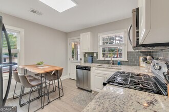 94 Cochran Rd SE in Marietta, GA - Building Photo - Building Photo