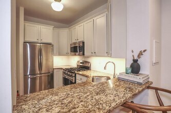 1122 Hudson St in Hoboken, NJ - Building Photo - Building Photo