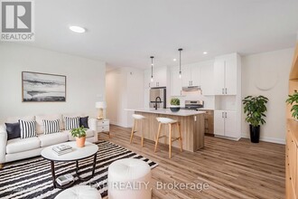 897-897 Laurier St in Clarence-Rockland, ON - Building Photo - Building Photo