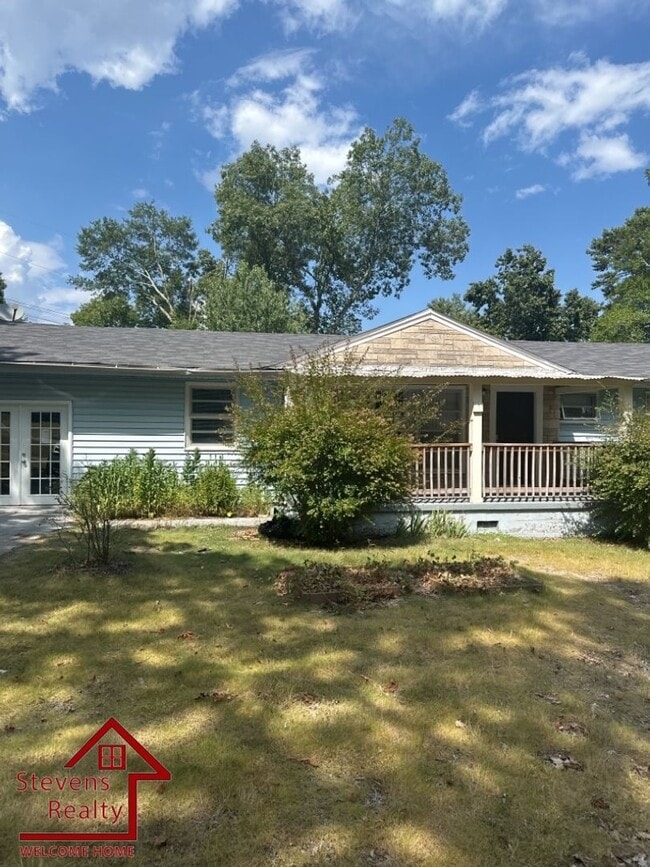 property at 3868 Mark Twain Cir