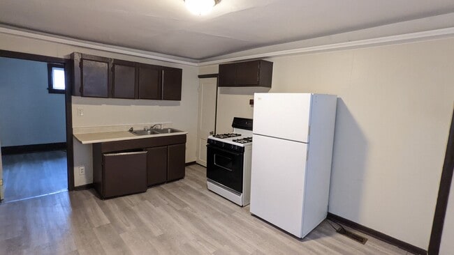 229 Washington Ave in Muskegon, MI - Building Photo - Building Photo