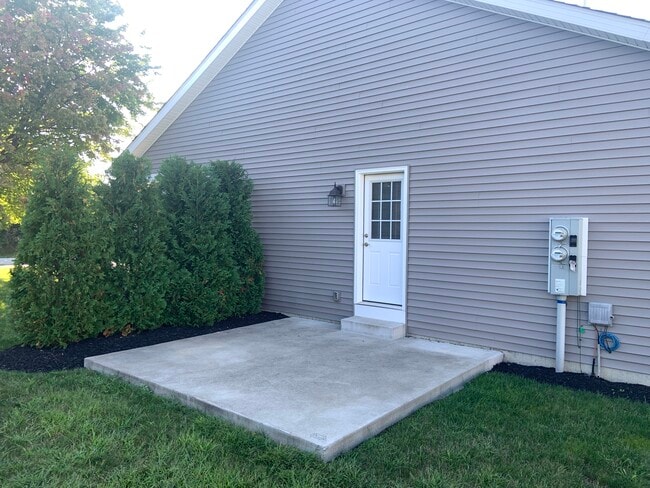 5220 Old Zuck Rd in Erie, PA - Foto de edificio - Building Photo