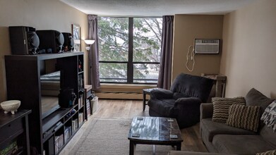 4530 Park Commons Dr in Minneapolis, MN - Building Photo - Building Photo