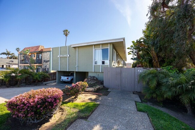 4853 Orchard Ave in San Diego, CA - Building Photo - Building Photo