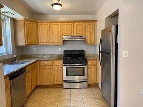 4724 Benning Rd SE in Washington, DC - Building Photo - Building Photo