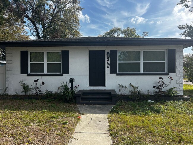 property at 4738 38th Ave N