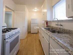 803 Lindaraxa Park N in Alhambra, CA - Building Photo - Building Photo