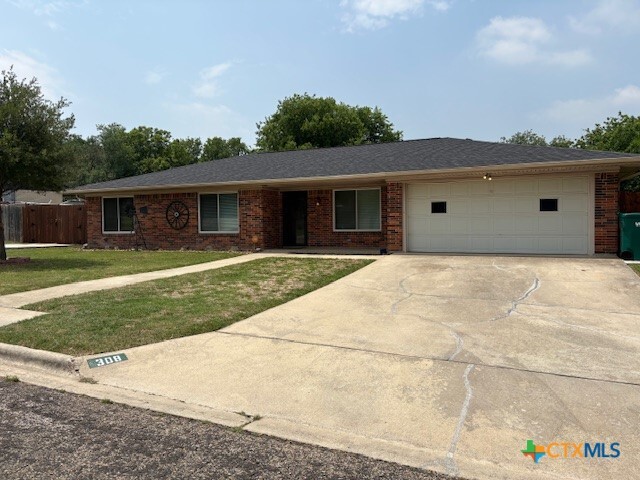 property at 308 Live Oak Dr