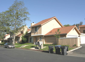 Casa Del Prado Apartments