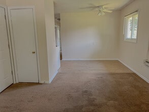 8813 18th Avenue South, Unit 4 in Bloomington, MN - Building Photo - Building Photo