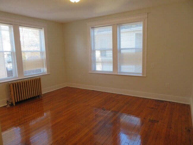 166 Salem St in Malden, MA - Building Photo - Building Photo