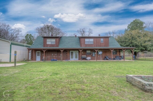 property at 2147 LA-172