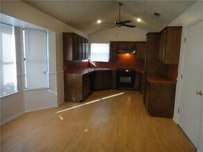 754 Patricia Dr in Sherman, TX - Building Photo - Building Photo