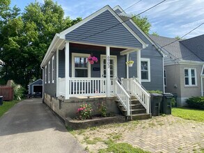 6903 Buckingham Pl in Cincinnati, OH - Building Photo - Building Photo