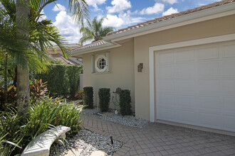 2771 Twin Oaks Way in Wellington, FL - Building Photo - Building Photo