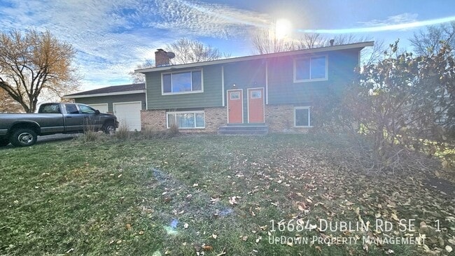 property at 16684 Dublin Rd SE