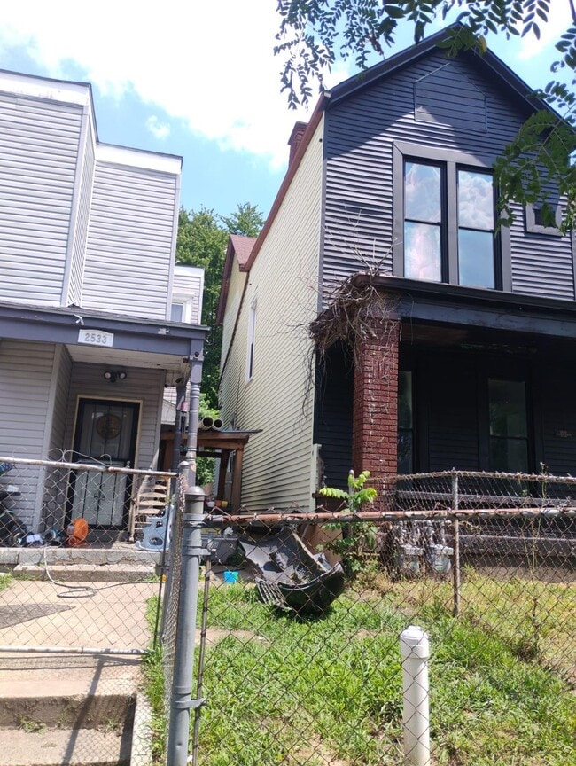 2531 W Main St in Louisville, KY - Building Photo - Building Photo